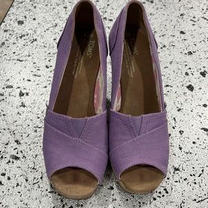 Tom’s peep toe wedge, lavender or purple 7.5